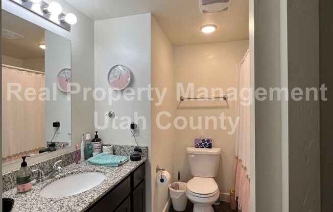 3 beds, 2.5 baths, $1,650