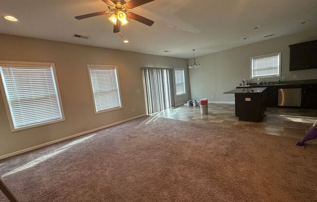 3 beds, 2.5 baths, $1,895