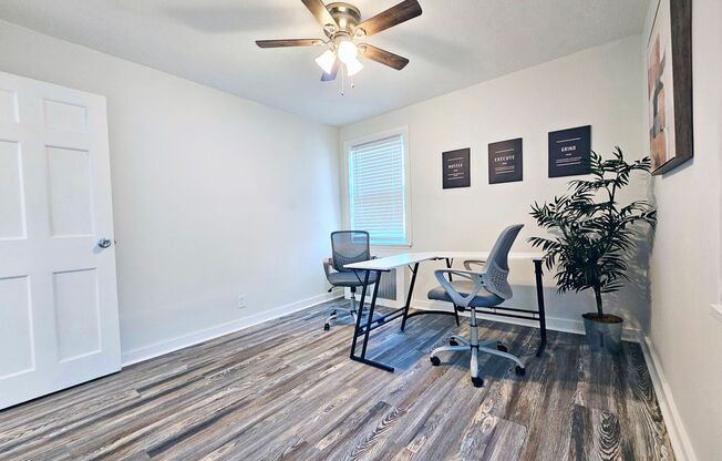 2 beds, 1.5 baths, 750 sqft, $1,395, Unit B9 - 2809 - Unit 202-R