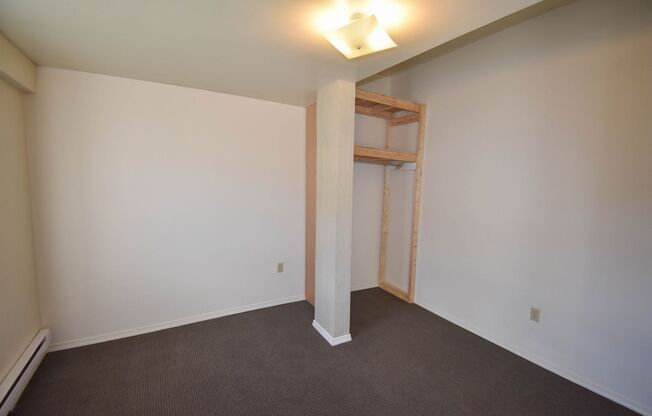 1 bed, 1 bath, 500 sqft, $650, Unit Apt #7