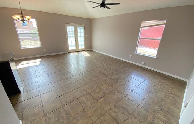 East El Paso 3 bed 2 bath