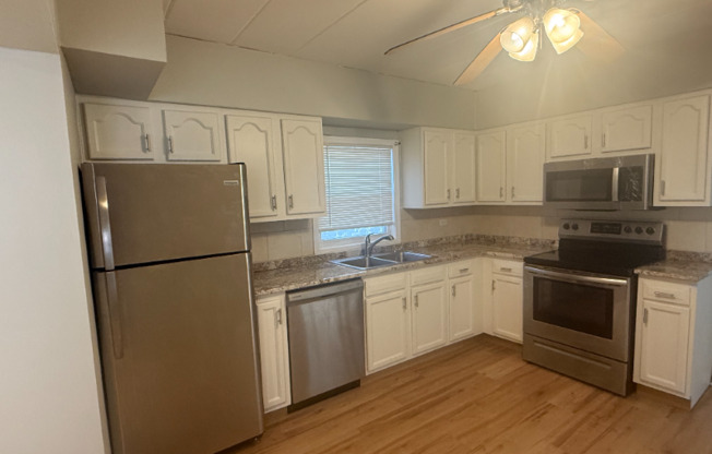 7437 W IRVING PARK RD