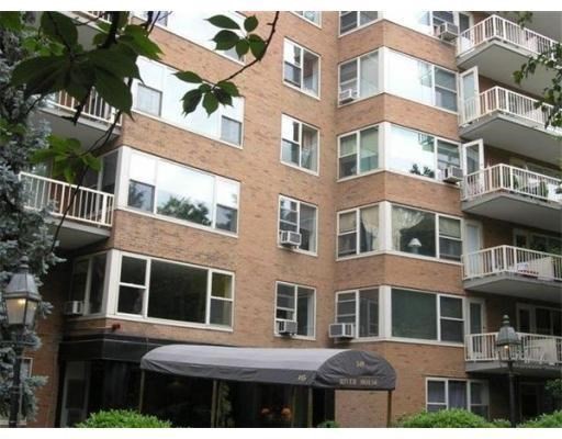 1 bed, 5.5 baths, 640 sqft, $3,950, Unit 535