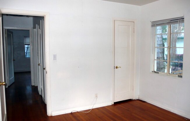 1530 11th Ave N