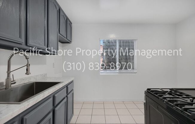 3 beds, 1 bath, $2,695, Unit 40