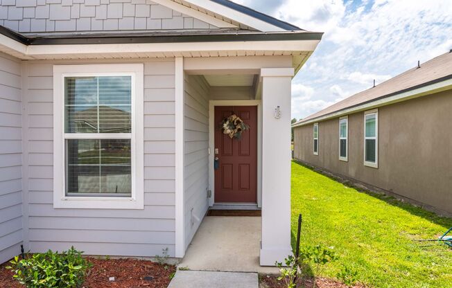 Almost new 3 bed 2 bath home