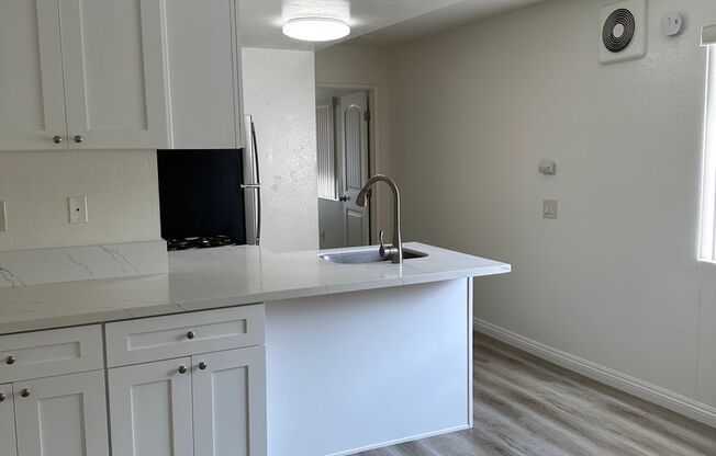 1 bed, 1 bath, $1,925, Unit 4