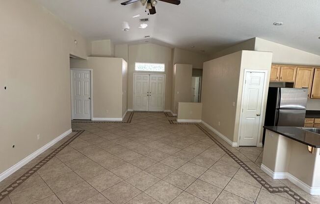 SPACIOUS Single Story in NLV!