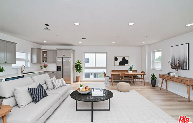 1106 QUEEN ANNE PL
