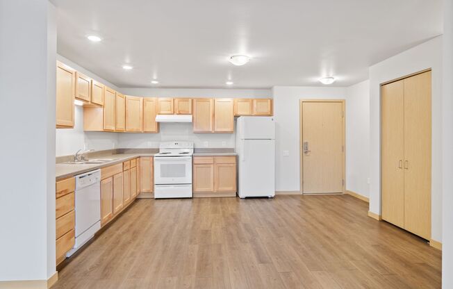 2 beds, 2 baths, 1,064 sqft, $1,750, Unit 403