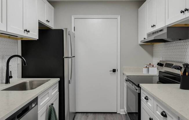 Riverset Apartments