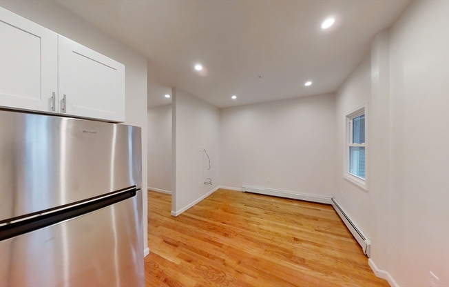 130 PUTNAM ST