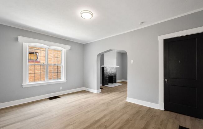 Stunning 2 bedroom home in Carrick available September 1st!