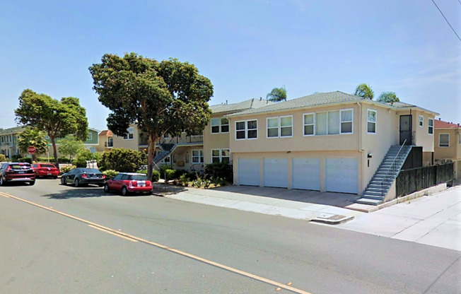 3073 Meade Ave Apartments