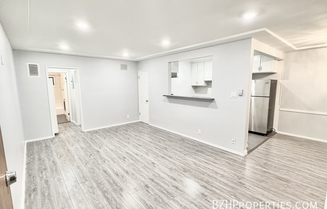 1 bed, 1 bath, 750 sqft, $2,000