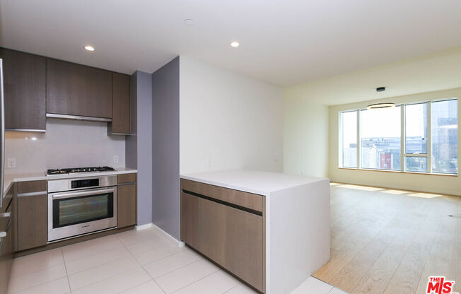 1 bed, 1.5 baths, 843 sqft, $2,950, Unit 2401