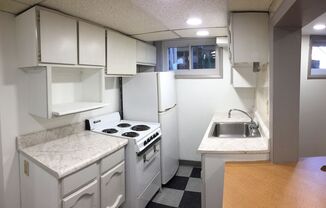 1 bed, 1 bath, $675, Unit Apt #B