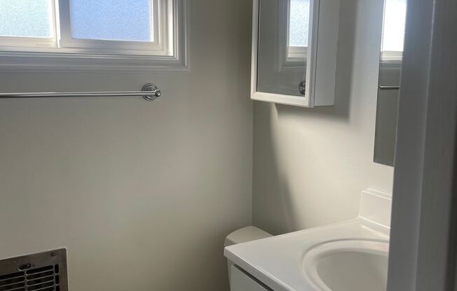 Studio, 1 bath, $1,595, Unit 06