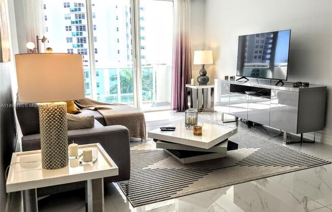 3000 S Ocean Dr