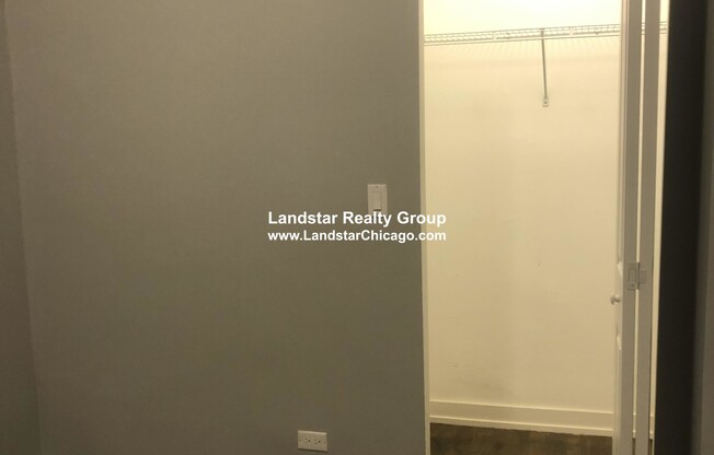2750 W Cermak Rd, Chicago IL