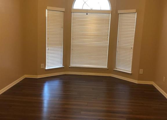 4700 GREAT DV DR