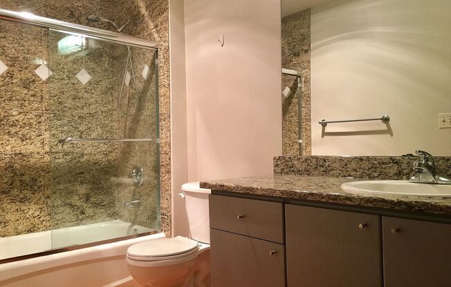 1125 E Olive Street, Apt 506