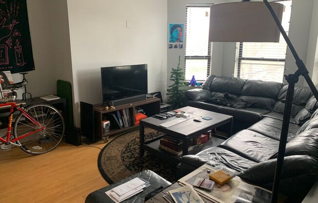 1 bed, 1 bath, $1,575, Unit 107
