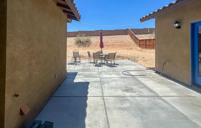 3 beds, 2 baths, $2,200, Unit 74109 Cactus Wren Ct