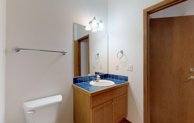 3 beds, 2.5 baths, $3,400