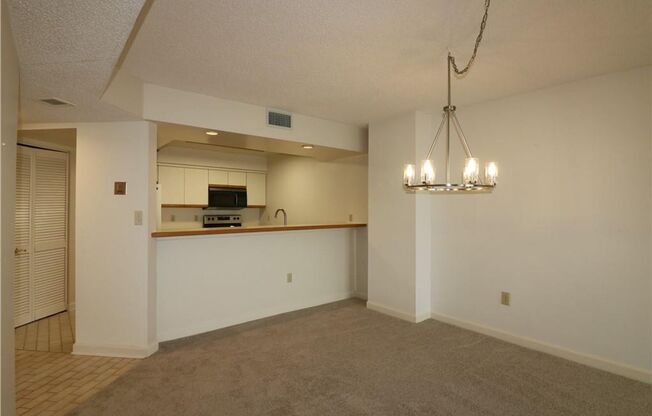 2 beds, 2 baths, $2,795