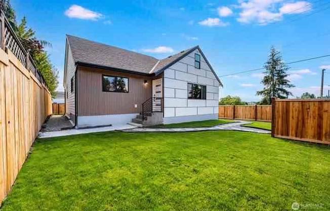 30th ave SW