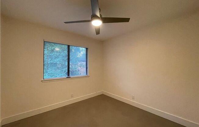 3 beds, 2 baths, $3,100