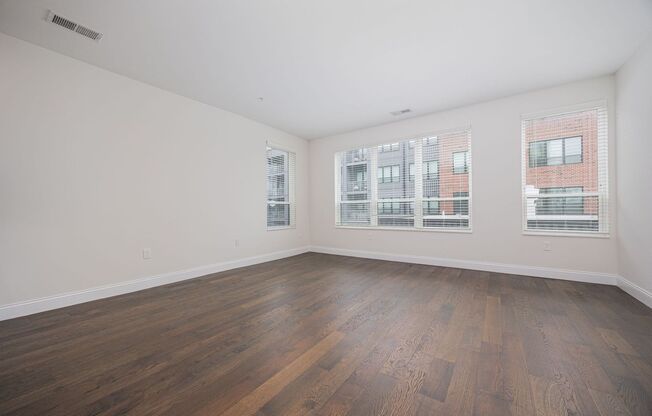 2 beds, 2 baths, 1,262 sqft, $2,200, Unit 302