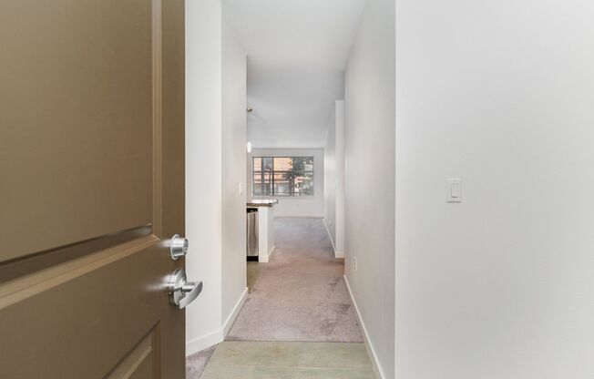 Spacious 1 Bedroom + Den in Canal Station – Prime Ballard Location! - $2,850