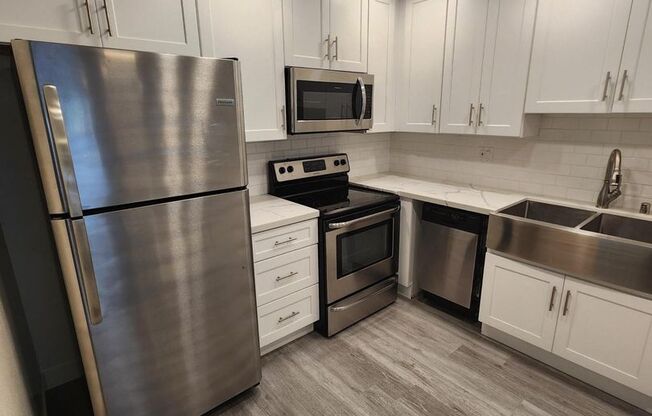 1 bed, 1 bath, 908 sqft, $2,550, Unit 304