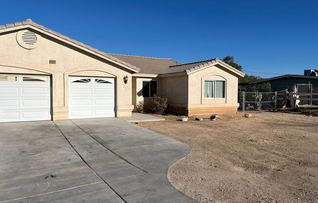 Charming 3 bedroom, 2 bathroom in Victorville!