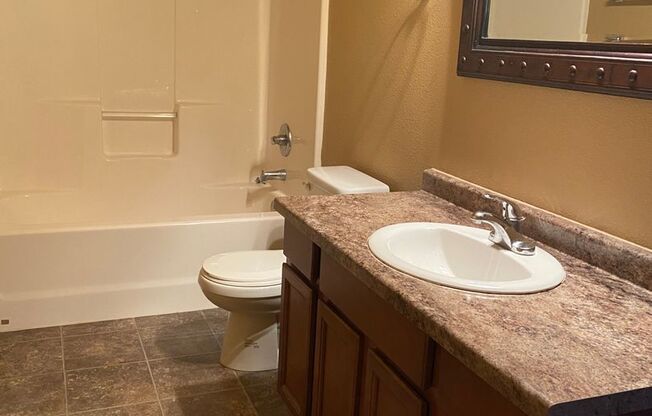 Beautiful, 3 bedroom Townhouse