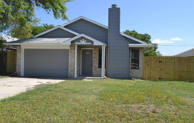 3 beds, 2 baths, $1,195