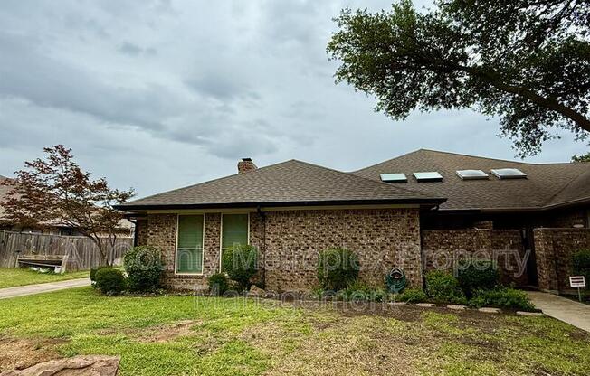 3927 SAINT CHRISTOPHER LN