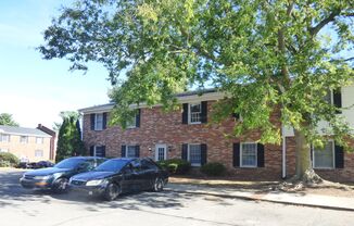 2 beds, 1 bath, 904 sqft, $1,025, Unit 66