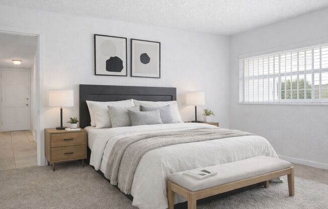 1 bed, 1 bath, 700 sqft, $1,300