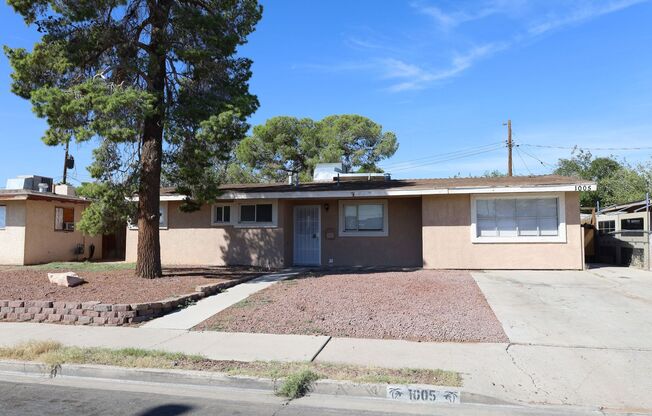 3 beds, 2 baths, $1,650