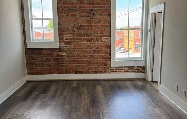 2 beds, 2 baths, 1,500 sqft, $1,700, Unit 125-A W Solomon St