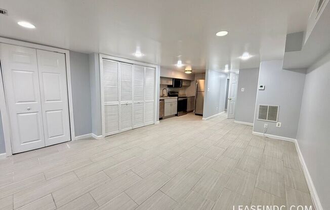 60 S St NW Unit B