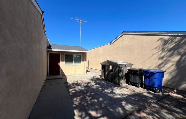 Single story 3 bedroom with two car garage!