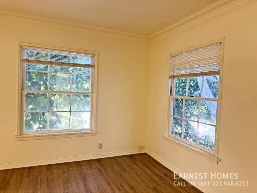 127 N DOHENY DR