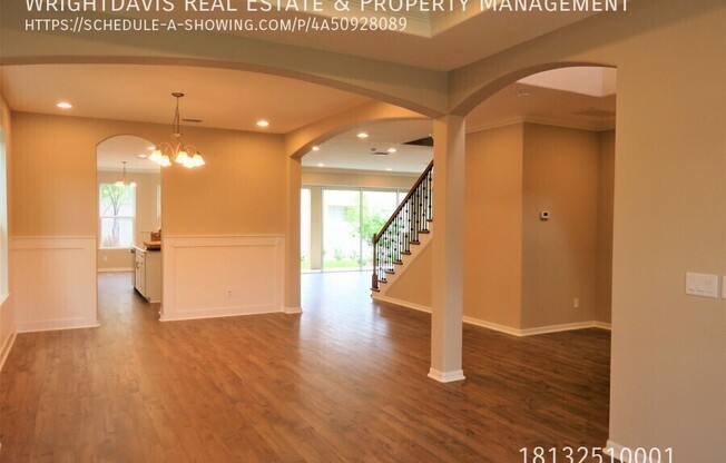 8828 TROPICAL PALM DR