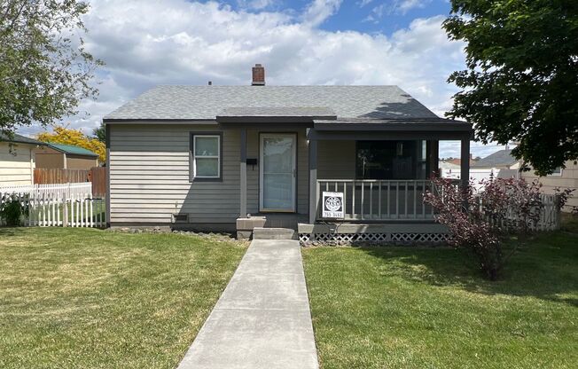 2 Bed 1 Bath Home w/ Huge Shop For Rent!!!