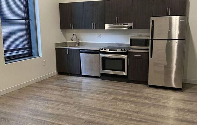 2 beds, 1 bath, 894 sqft, $1,379, Unit 307