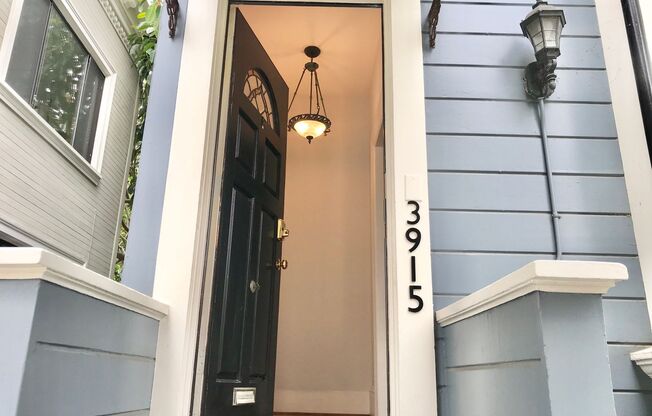 Charm-Filled 1BR/1BA Prime Noe Valley Condo - PROGRESSIVE
